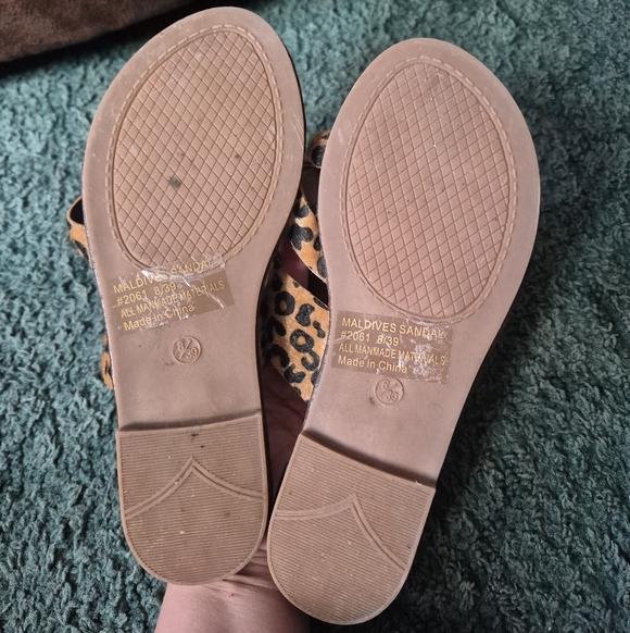 Seven7 Maldives Animal Print Sandals 8 - Picture 8 of 9